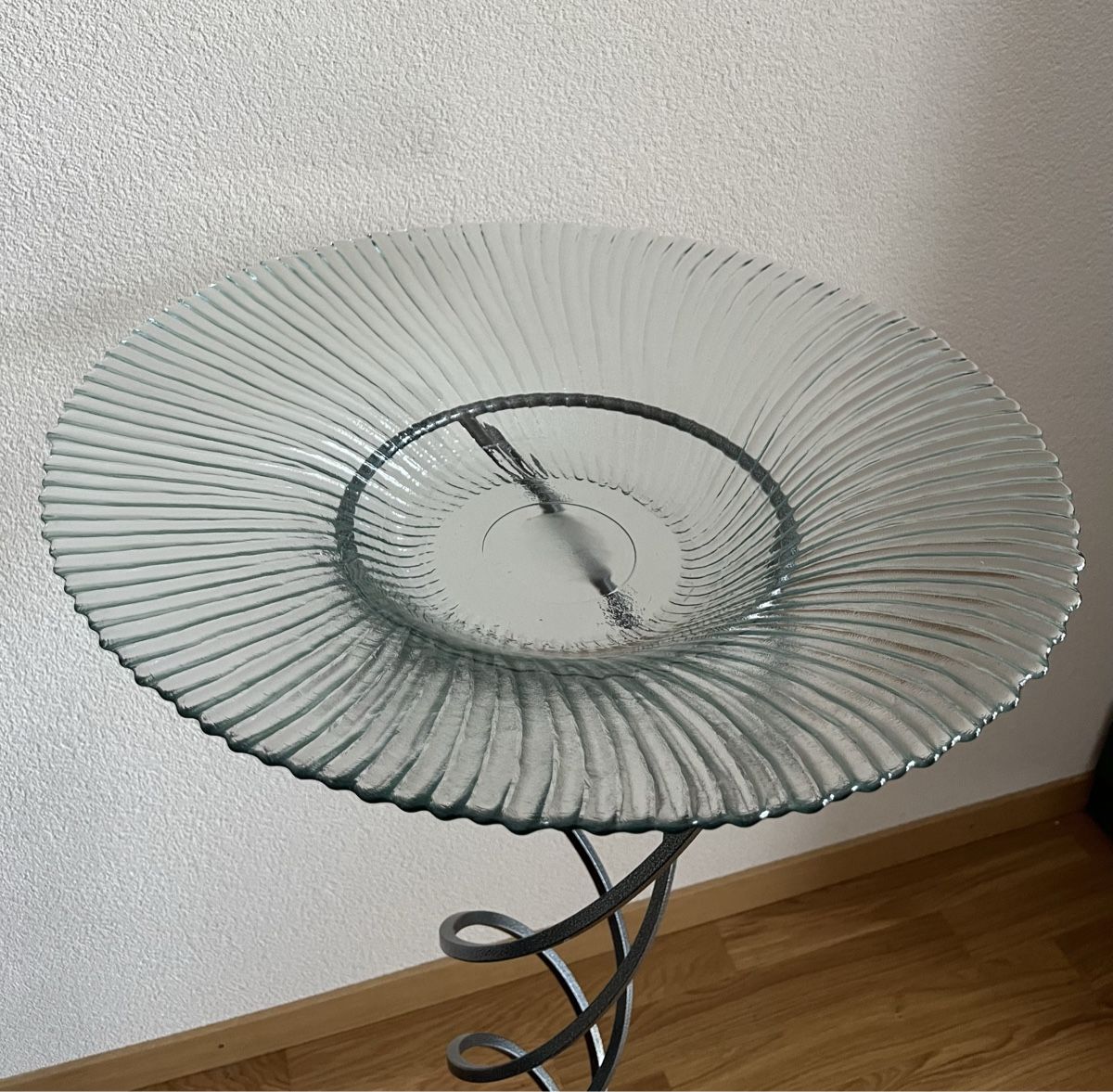 Altro per la casa: Glasschale mit  Metallständer Blumenständer Obstschale – Usato da Arboldswil venduto da Sonnenelfe 4