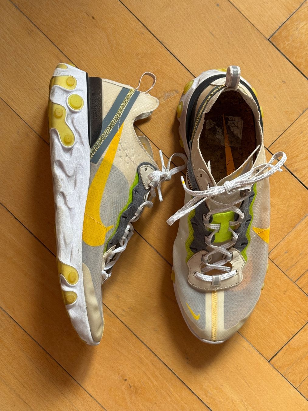 Nike Scarpe da uomo: Nike React Element 87 - Light Orewood Brown - US11.5/EU45.5 – Usato da Bern venduto da Gigigian