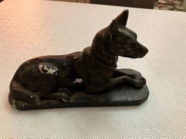 Statua cane da restaurare