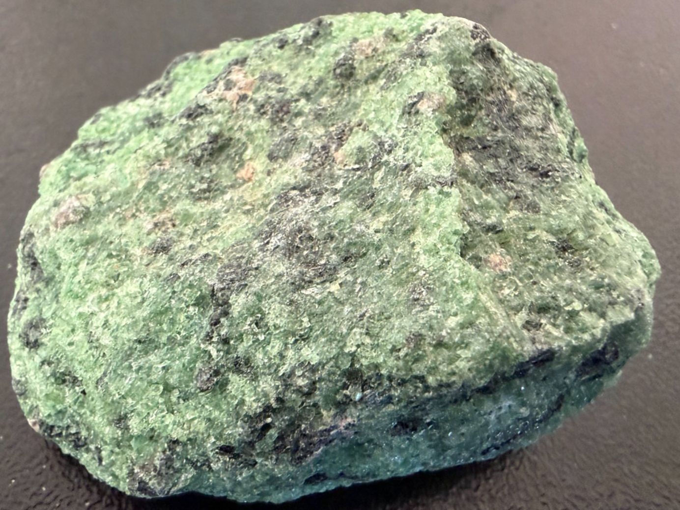 Minerali & Pietre curative: Zoisite,  Namibia (5.9) – Nuovo (secondo la descrizione) da Muri b. Bern venduto da Gemmes 1