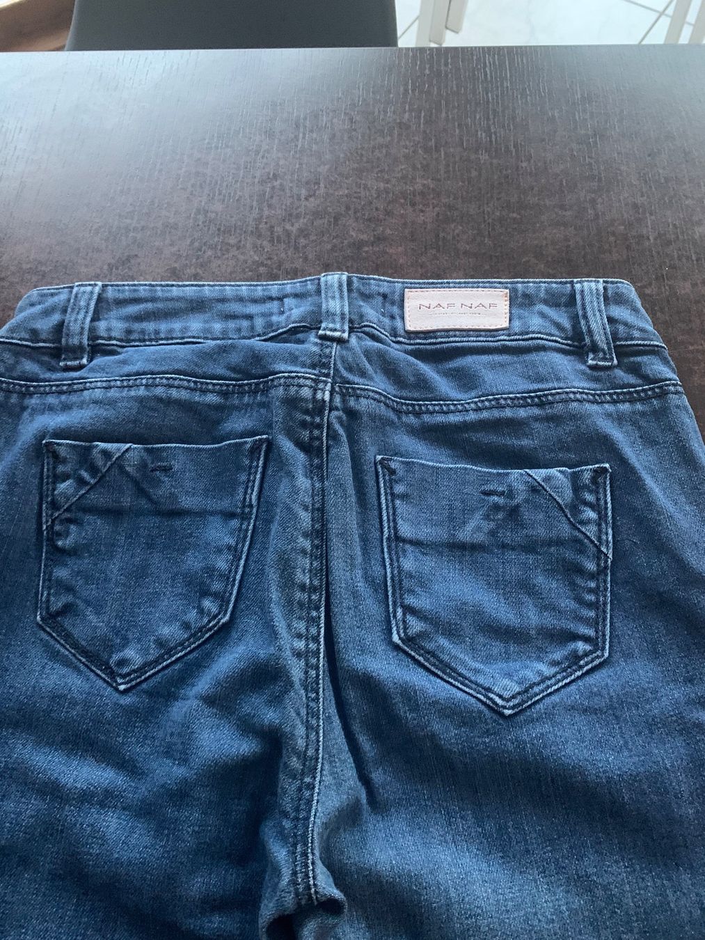 Jeans: Jeans de marque NAF NAF taille 34 – Gebraucht aus Domdidier von qatar1973 1