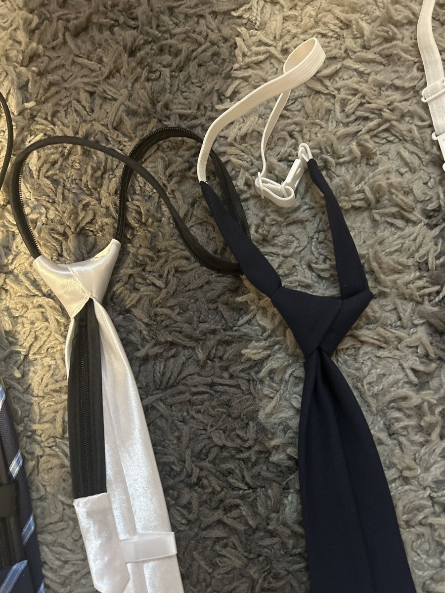 Altro abbigliamento per bambino: 7 Kinder Krawatten und Fliege – Nuovo (secondo la descrizione) da Mühledorf SO venduto da Dania77 3