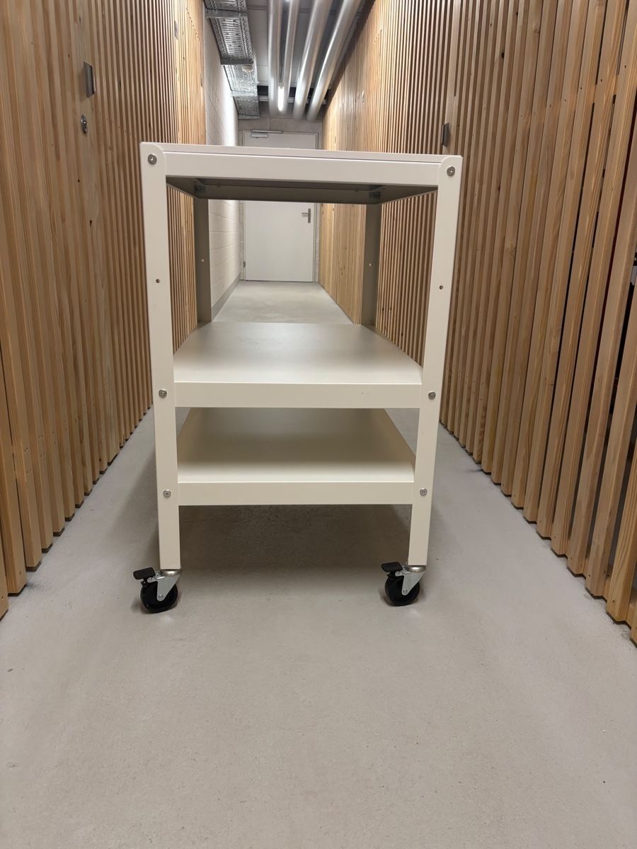 Regale: Servierwagen weiss mit Rollen Ikea  – Gebraucht aus Luzern von karinakoop 4