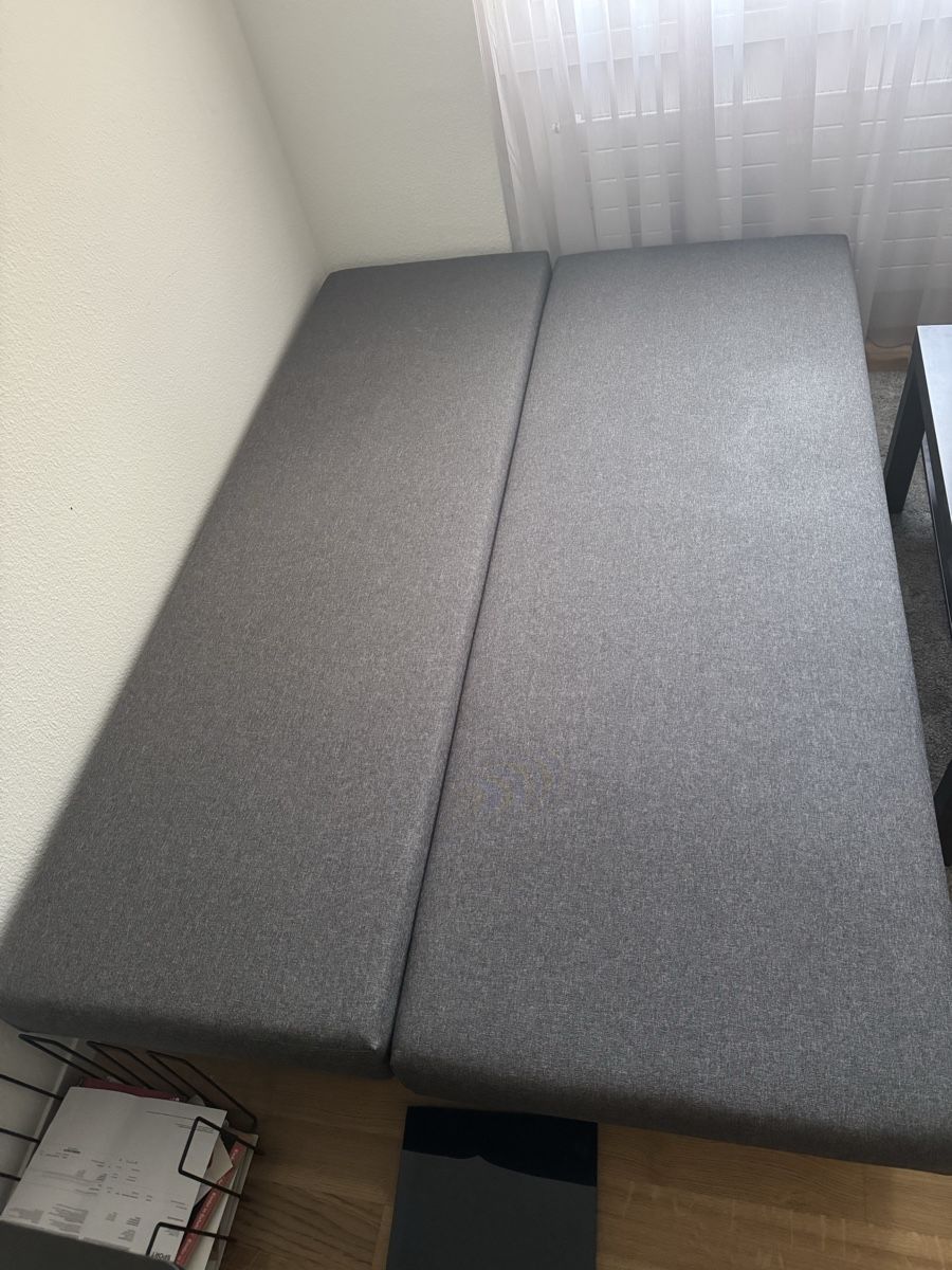 Sofas: Schlafsofa mit Stauraum grau  – Neu (gemäss Beschreibung) aus Wallisellen von lor_nt2d 2