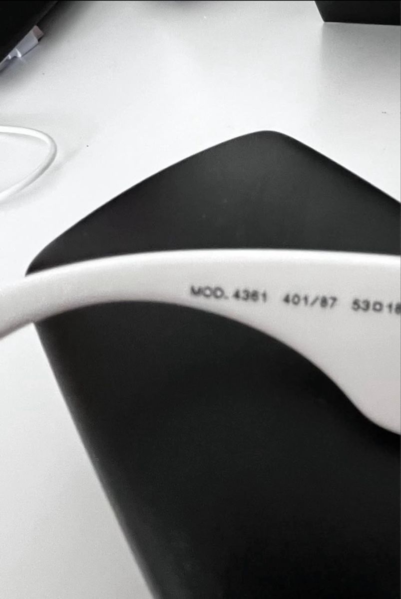 Versace Brillen & Gläser: Sun glasses white Versace – Gebraucht aus Stäfa von cri_822m 5