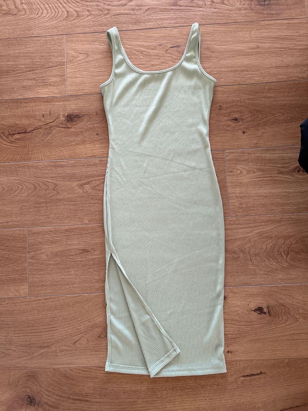 Kleider: Sommerkleid, gerippt, Gr. XS – Gebraucht aus Worben von AlliaB