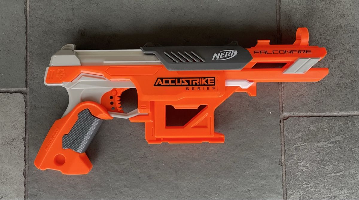 Nerf Giocattoli:  Nerf AccuStrike FalconFire  – Usato da Zollikon venduto da yul_5wgc