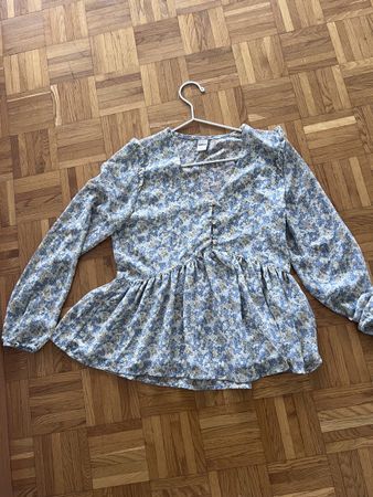 Bluse, Grösse XS, geblümt, ideal für den Frühling!