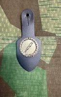 Schweizer Armee / Uniform / Militaria / Armee / Tenue A