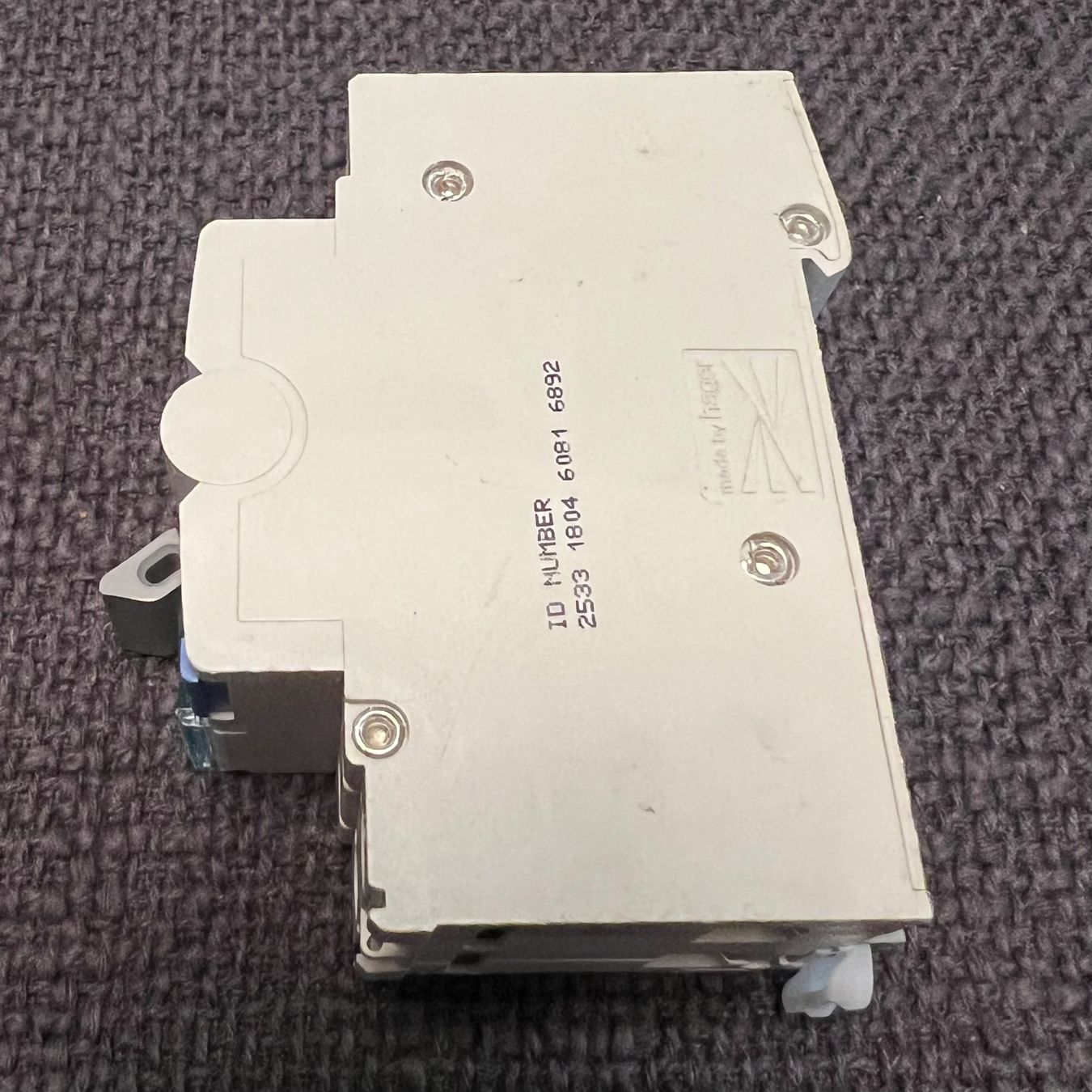 Hager Interruttori: ADA963D - FI/LS-Schalter Hager C 13A 30mA – Usato da Romanshorn venduto da DonRicardoo 1