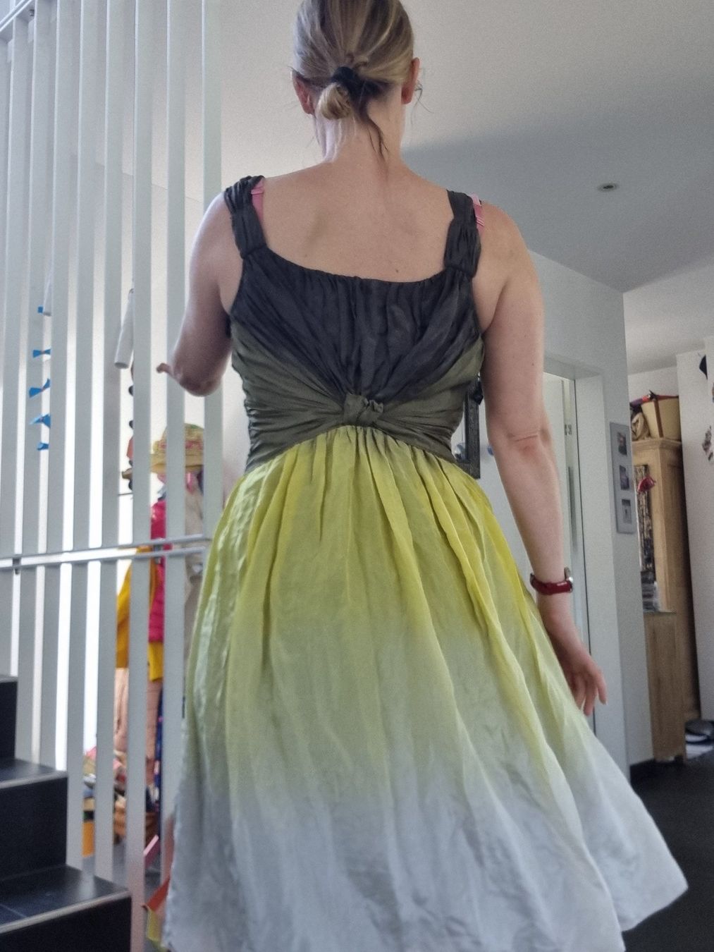 Vestiti: Seidenkleid grün 34-36 – Usato da Bad Zurzach venduto da Mfritzli 1