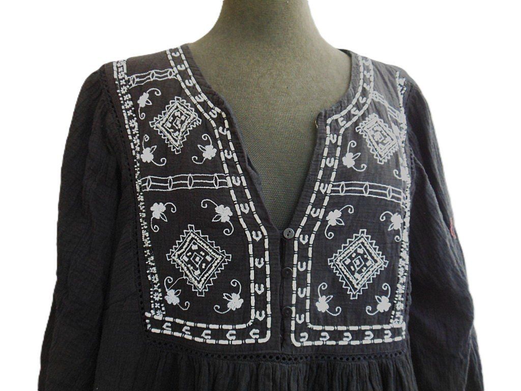 Kleider: Gr. Gr. 46 48 50 52  Kleid schwarz gesticktes Muster weiss – Gebraucht aus Basel von frausommerwind 2