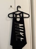 Nike top