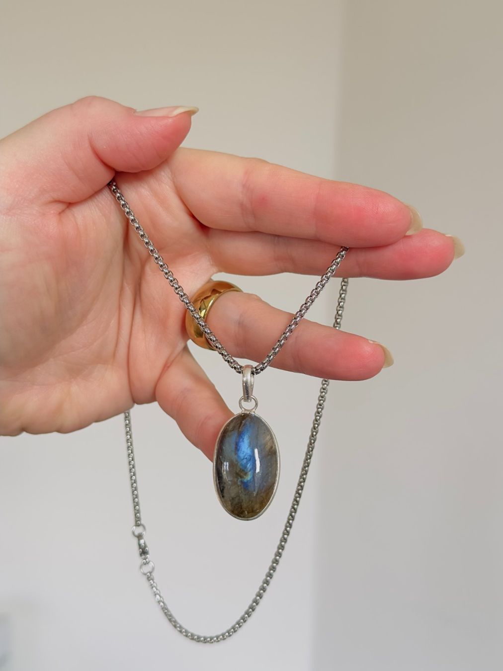 Catenine: Fashionable labradorite necklace – Nuovo e nell'imballaggio originale da Genève venduto da AGBERG 4