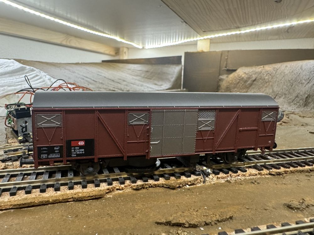 Wagon tombereau type Eaos nettoyeur de voies - Z