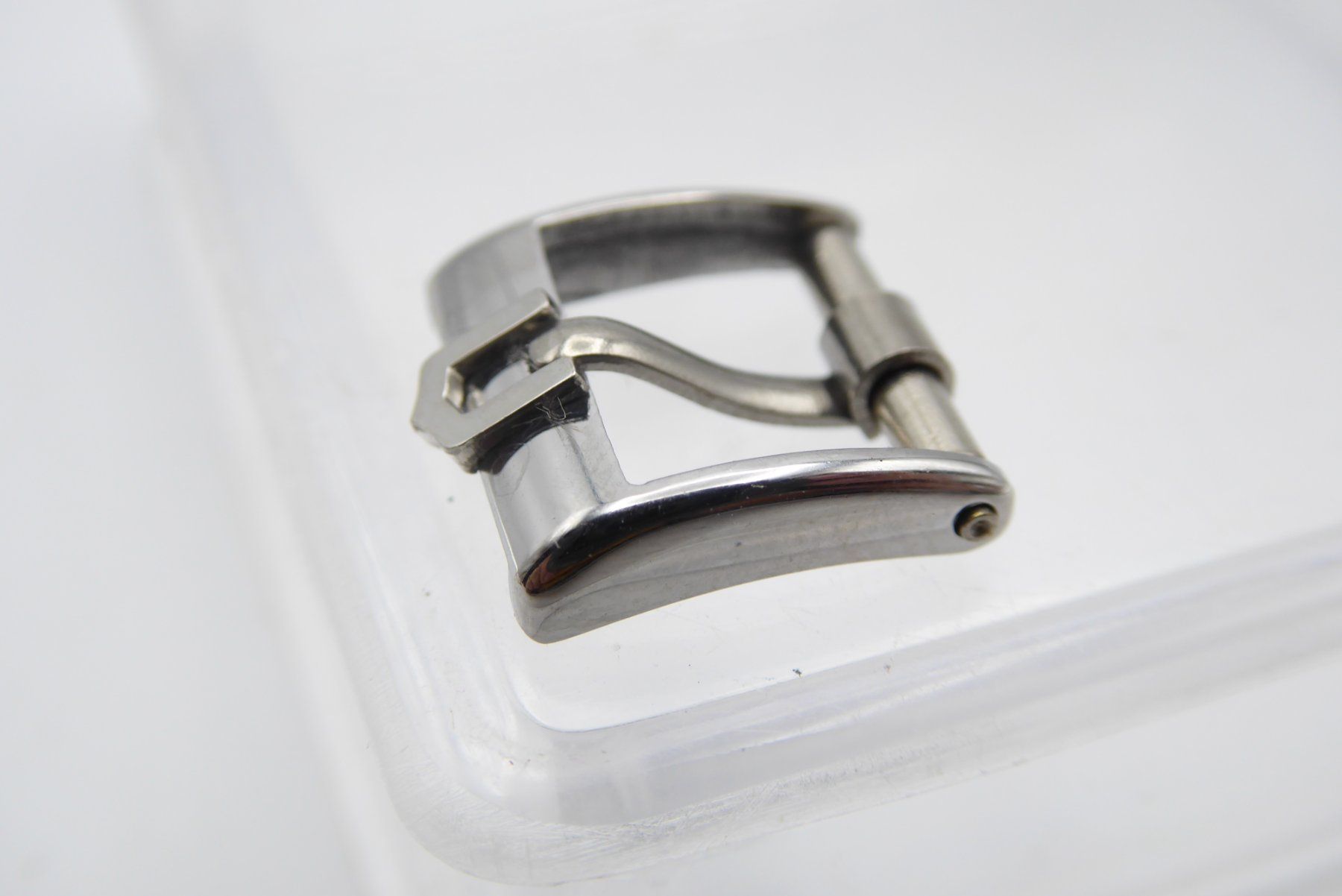 Universal Genève Uhren: Universal Geneve Steel buckle 11mm – Neu (gemäss Beschreibung) aus Geneve von adr_xk6n 1