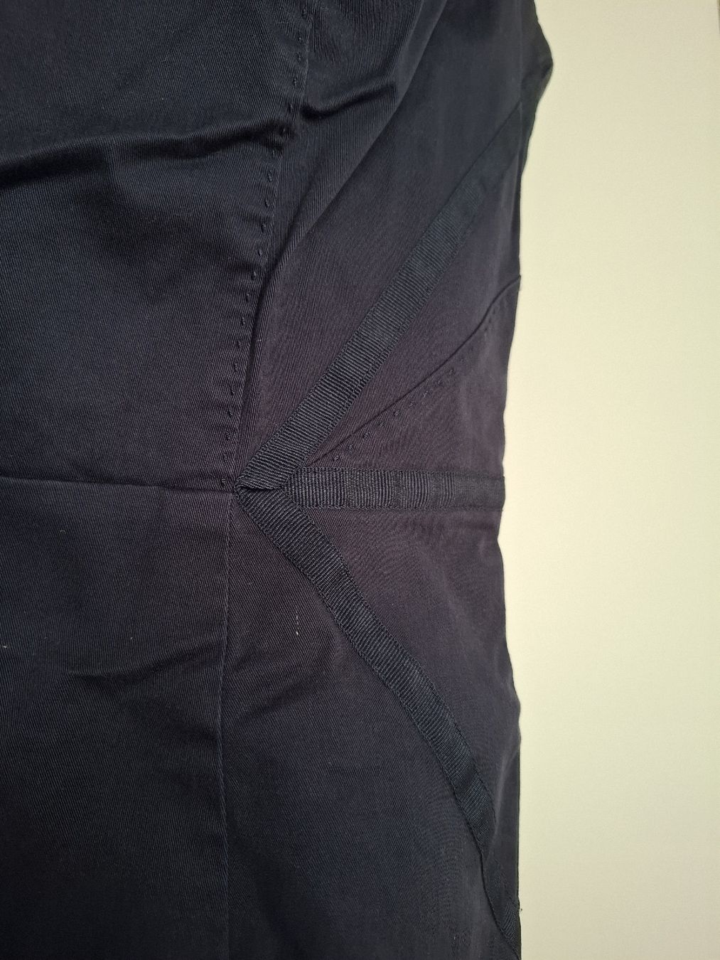 Orsay Vestiti: Orsay Kleid, Grösse 32-34, dunkelblau, elegant – Usato da Rotkreuz venduto da PrelovedPicks 1