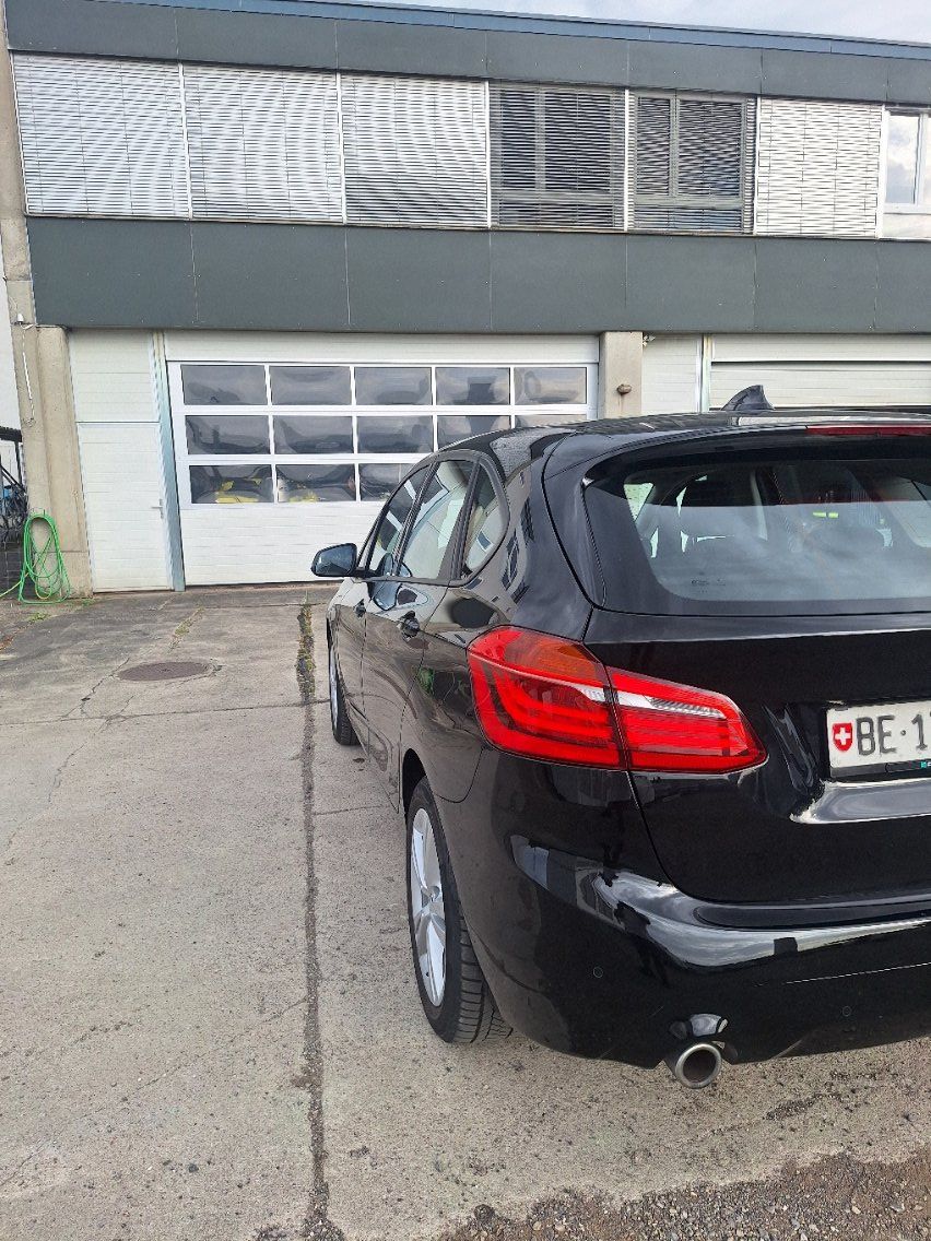 BMW Automobili: BMW 2er Active Tourer 225XE Gebrauchtes Auto Schwarz – Usato da Langenthal venduto da say_9qh2 5
