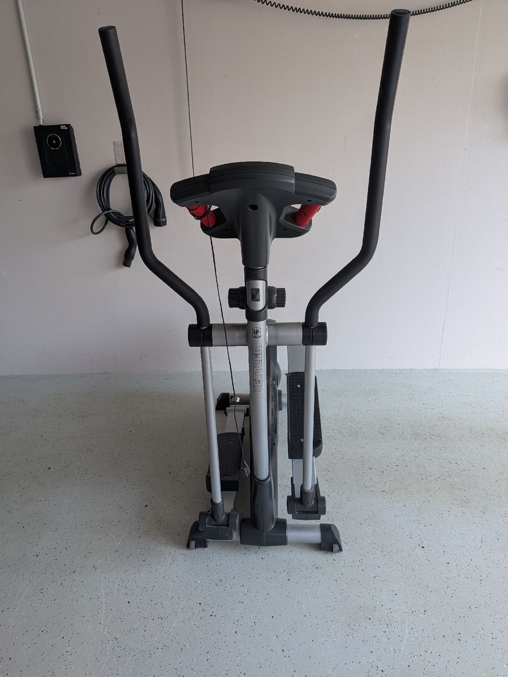 Kettler Vélos d'appartement: Kettler Astro Crosstrainer / Ellipsentrainer – D'occasion à Riken AG par Roso87