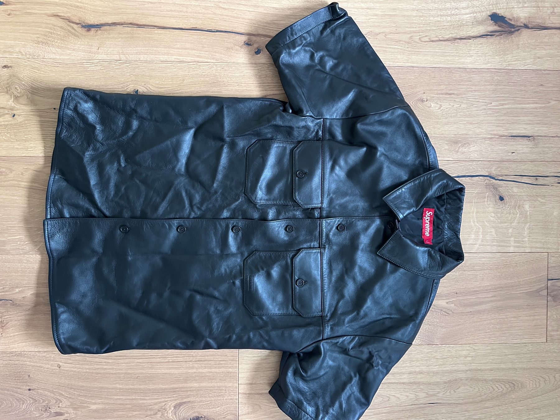 Hemden: Supreme S/S Leather Work Shirt Black – Neu (gemäss Beschreibung) aus Toffen von manimatter