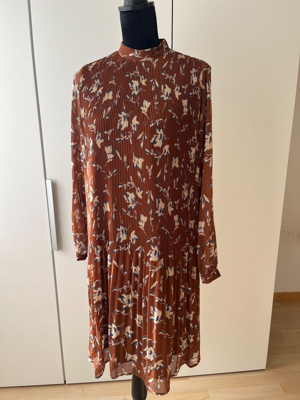 Kleider: Kleid ESPRIT | NEU – Neu (gemäss Beschreibung) aus Jona von tissot8645