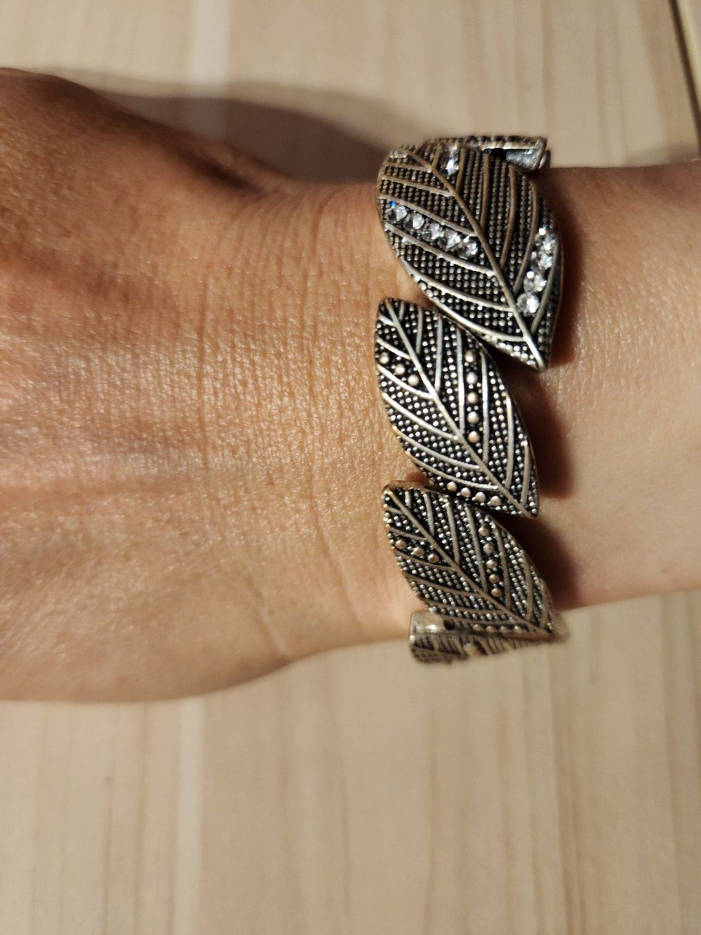 Bracciali & Braccialetti: Wunderschönes älteres Armband – Usato da Fanas venduto da Rurero03 4