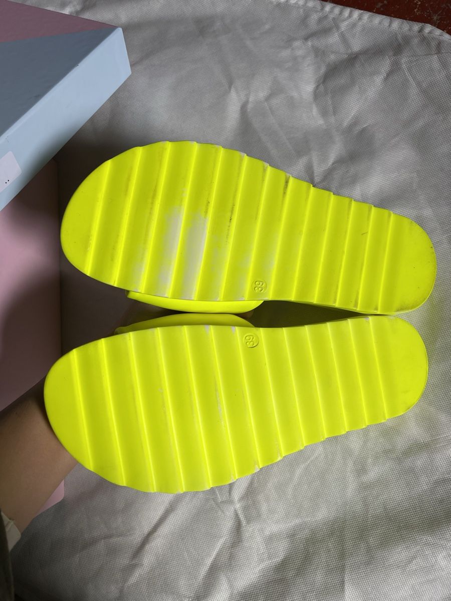 Scarpe da donna: Chiara Ferragni sandals new – Nuovo e nell'imballaggio originale da Barna venduto da orbuyorcry 2