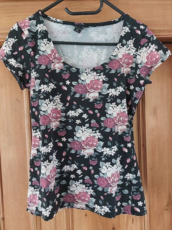 Hosen: Cargohose mit gratis Shirt – Gebraucht aus Emmetten von sandra0310 1