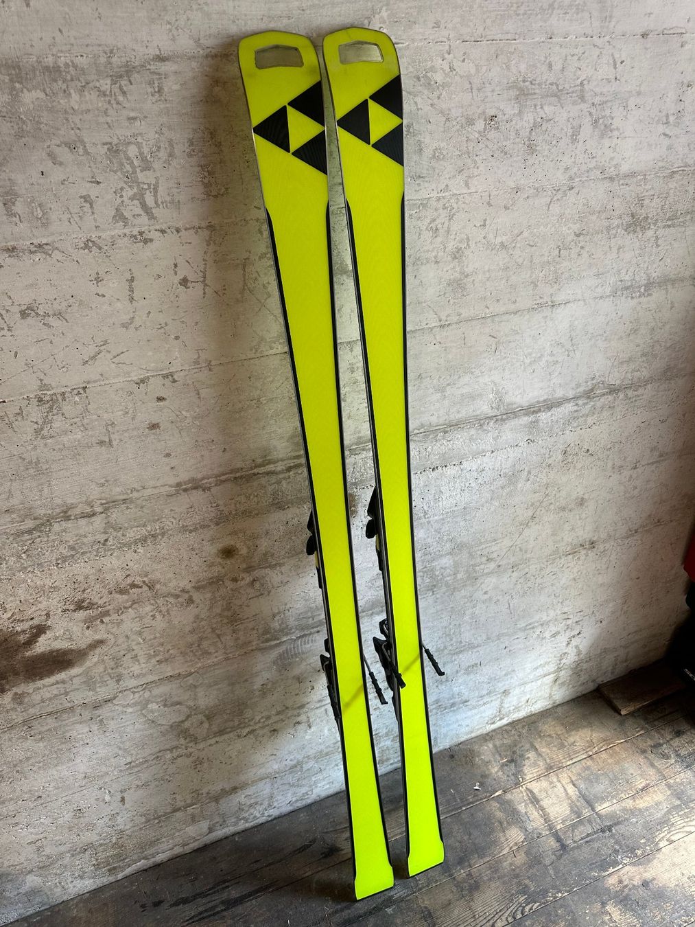 Fischer Skis: Fischer RC4 CT Top Ski 175CM 24/25 – Gebraucht aus Emmenbrücke von karkarkar 5