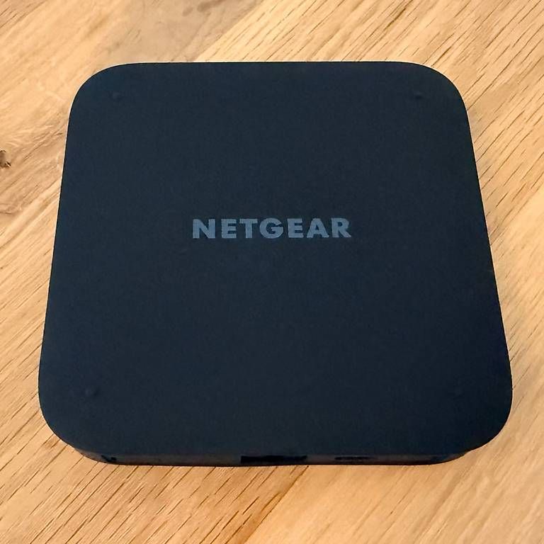 NETGEAR Nighthawk M5 MR5200 Routeur mobile 5G / WiFi 6 (Gebraucht) in ...