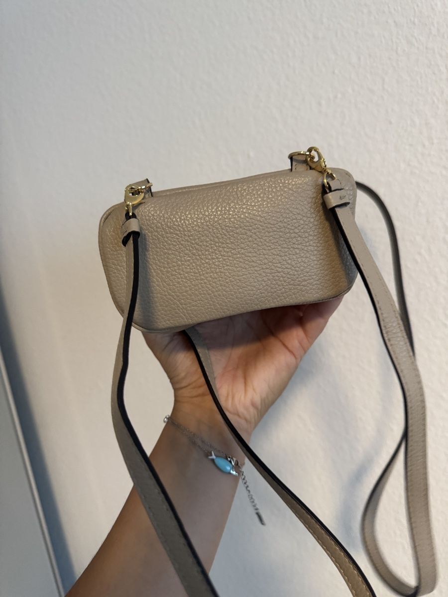 Salvatore Ferragamo Zaini: Salvatore Ferragamo Tasche – Nuovo (secondo la descrizione) da Dübendorf venduto da MariaS. 5