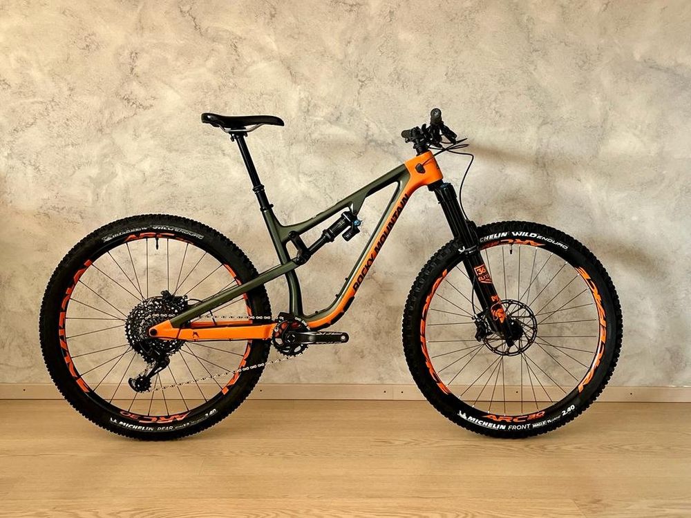 Rocky mountain instinct on sale carbon 90