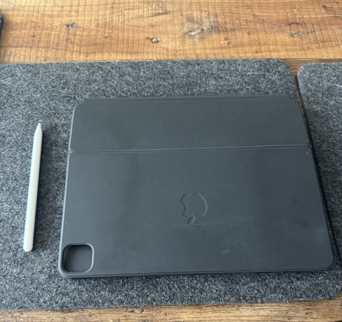 Apple Tablet PC: iPad Pro, 12.9-inch, 5th Gen., 2TB, Space Gray – Nuovo (secondo la descrizione) da St. Gallen venduto da Asmolon 7