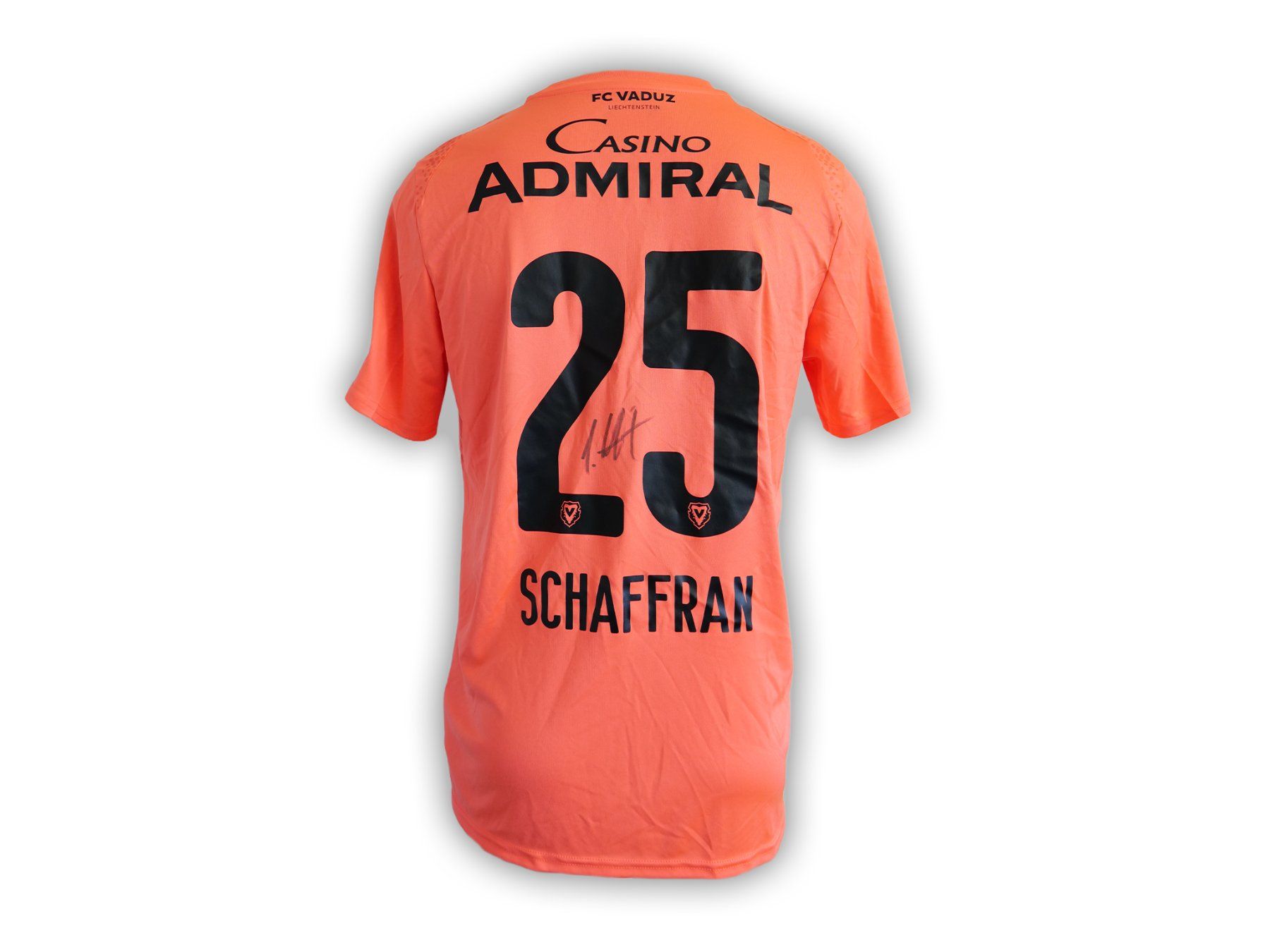 Puma Leibchen & Hosen: FC Vaduz Matchworn Sondertrikot "25-SCHAFFRAN" – Gebraucht aus Vaduz von fcvaduz1932 1