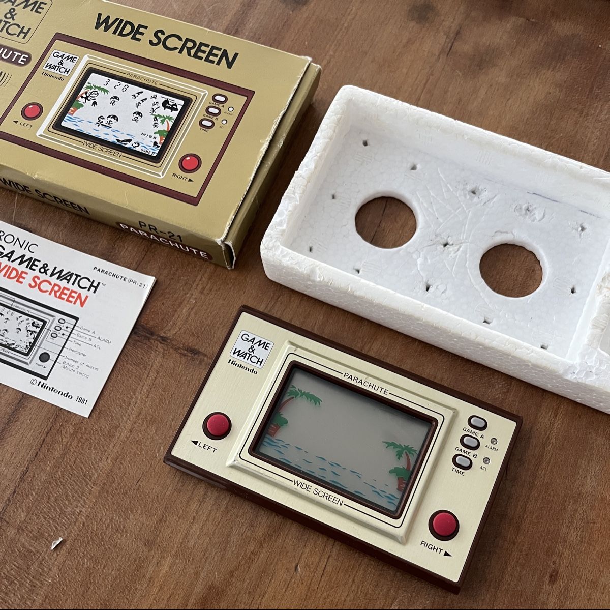 game&watch Console: Game & Watch Parachute in OVP – Usato da Ballwil venduto da Bienenhonig1