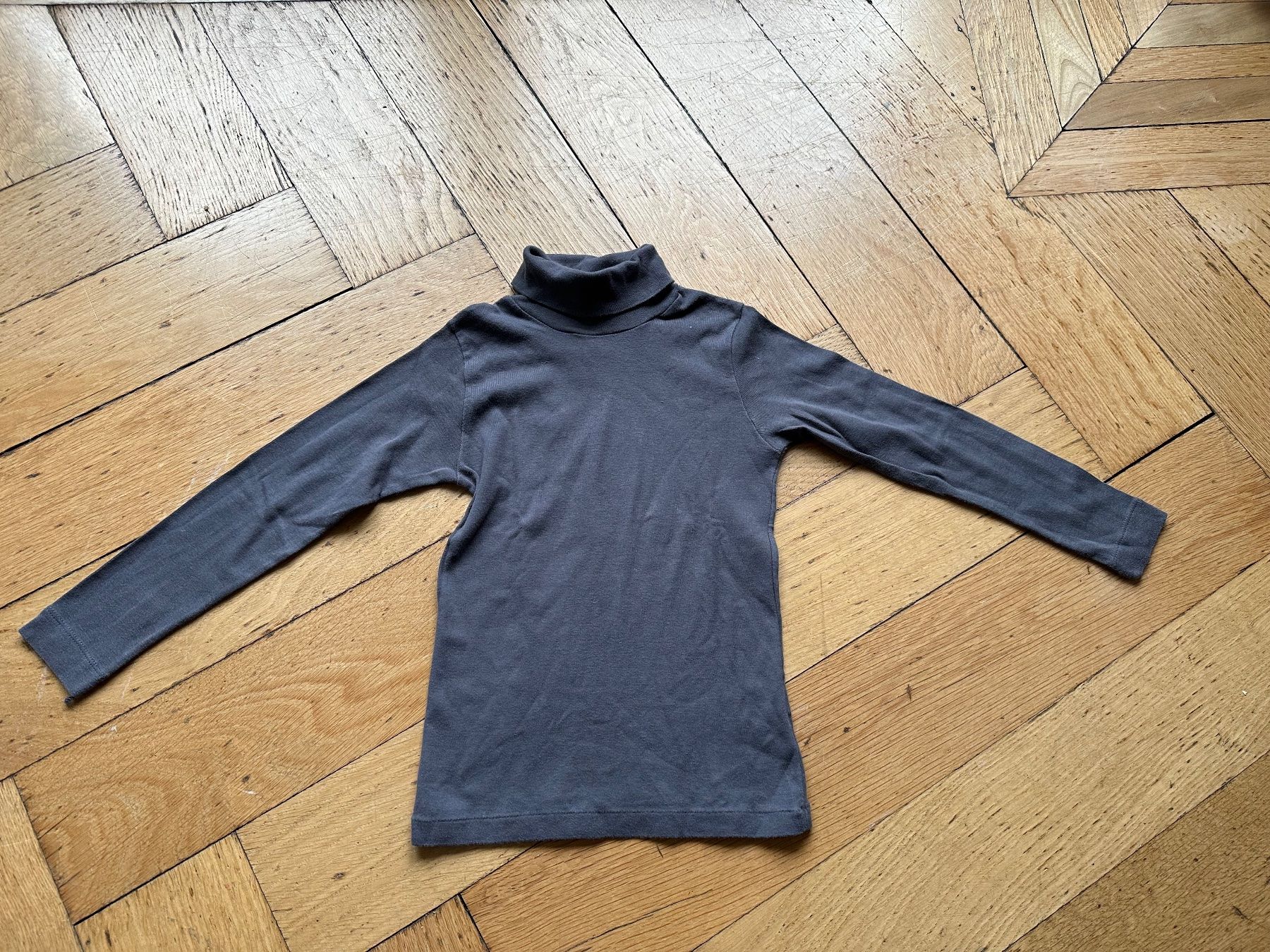 Petit Bateau Pullover & Sweatshirts: Kinder Rollkragenshirt von Petit Bateau Gr. 114 – Gebraucht aus Zuerich von Tozde 2