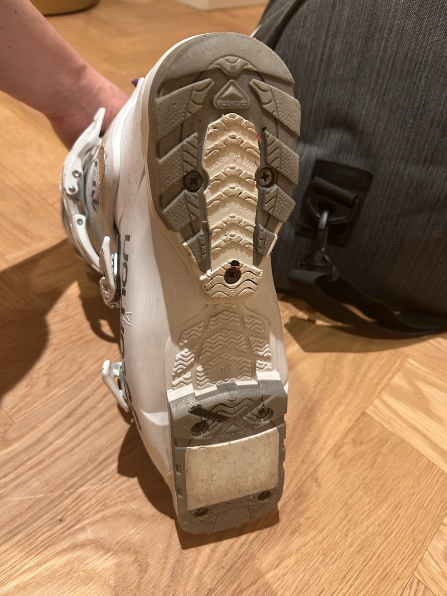 Salomon Sci: Salomon Ski shoes 24/24.5 – Usato da Zürich venduto da evasara 5