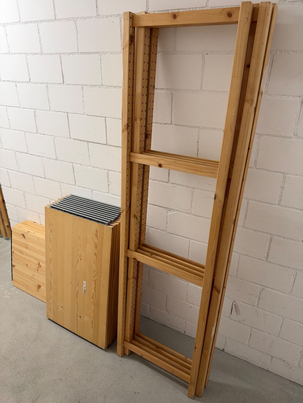 Ikea Regale: Ikea Ivar Holzregal – Gebraucht aus Eglisau von PD0970 1