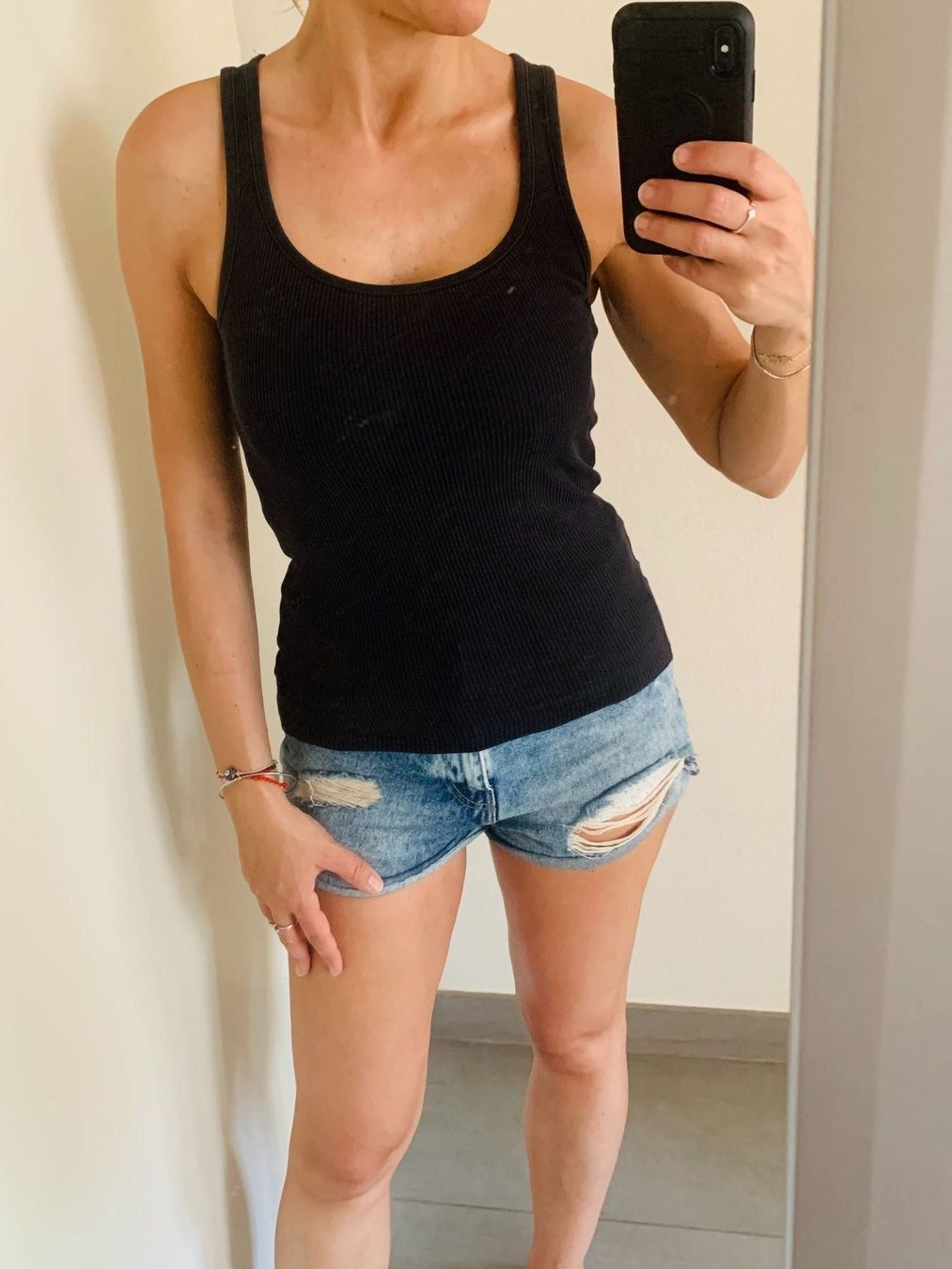 Top: 2 Schwarze Oberteile XS/34 – Usato da Zürich venduto da Angela_Fashion_Lover 1