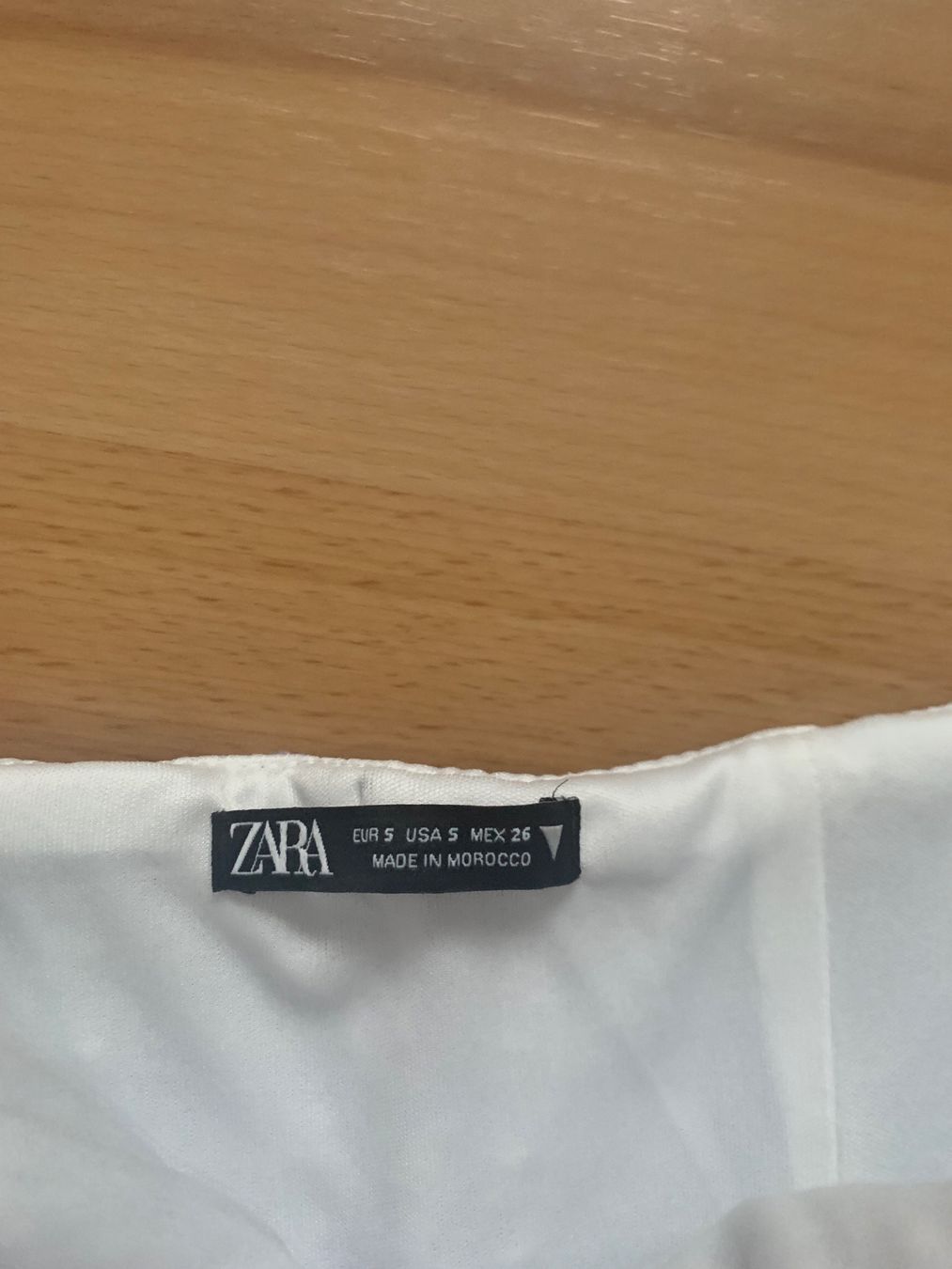 Top: Zara Corsage Oberteil – Usato da Bettlach venduto da valishop 3