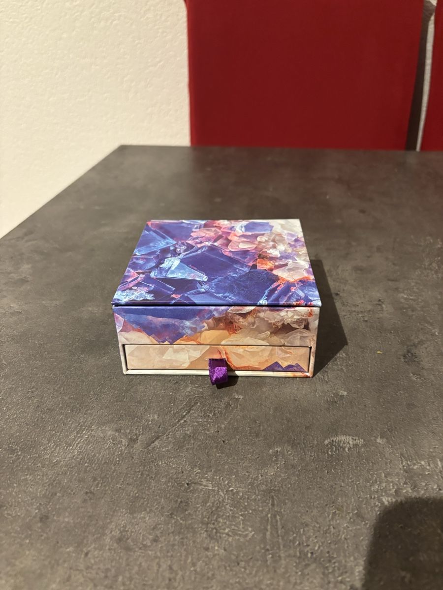 Edelsteine: Boîte "Mes premiers cristaux" - Idée cadeau originale! – Neu (gemäss Beschreibung) aus La Chaux-de-Fonds von DANIELA19961996 1