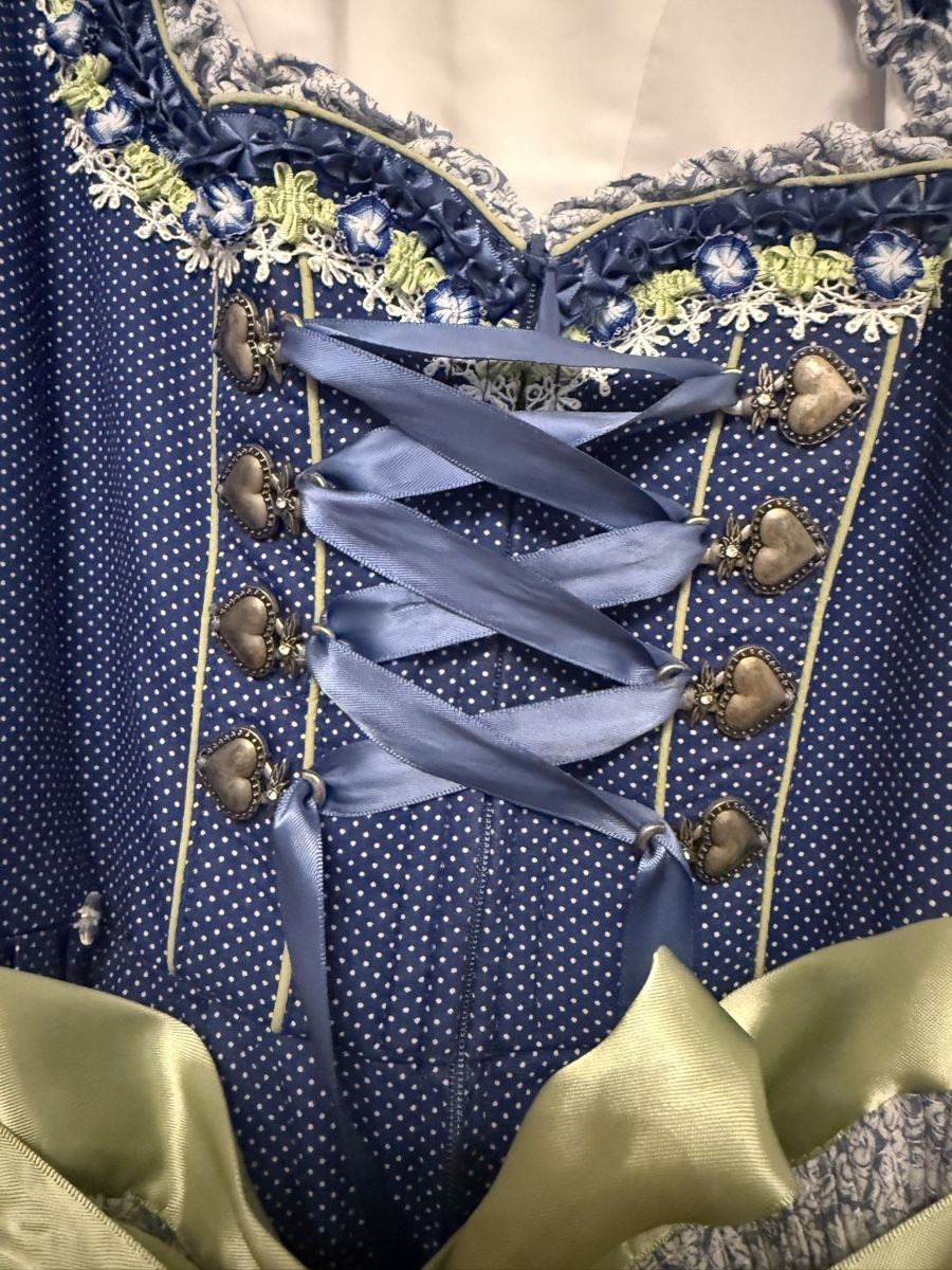 Costumi: Dirndl Kleid Krüger Grösse 34  – Usato da Belp venduto da livus 1