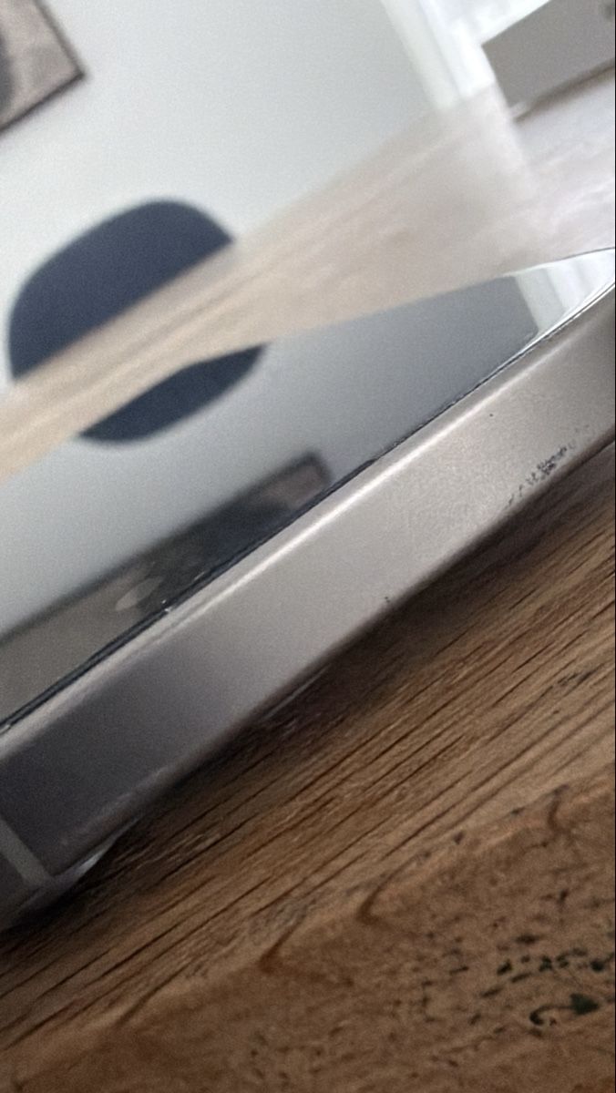 Apple Telefoni cellulari / Smartphones: iPhone 15 Pro 128GB Titan Natur – Usato da Triesen venduto da zam23 3