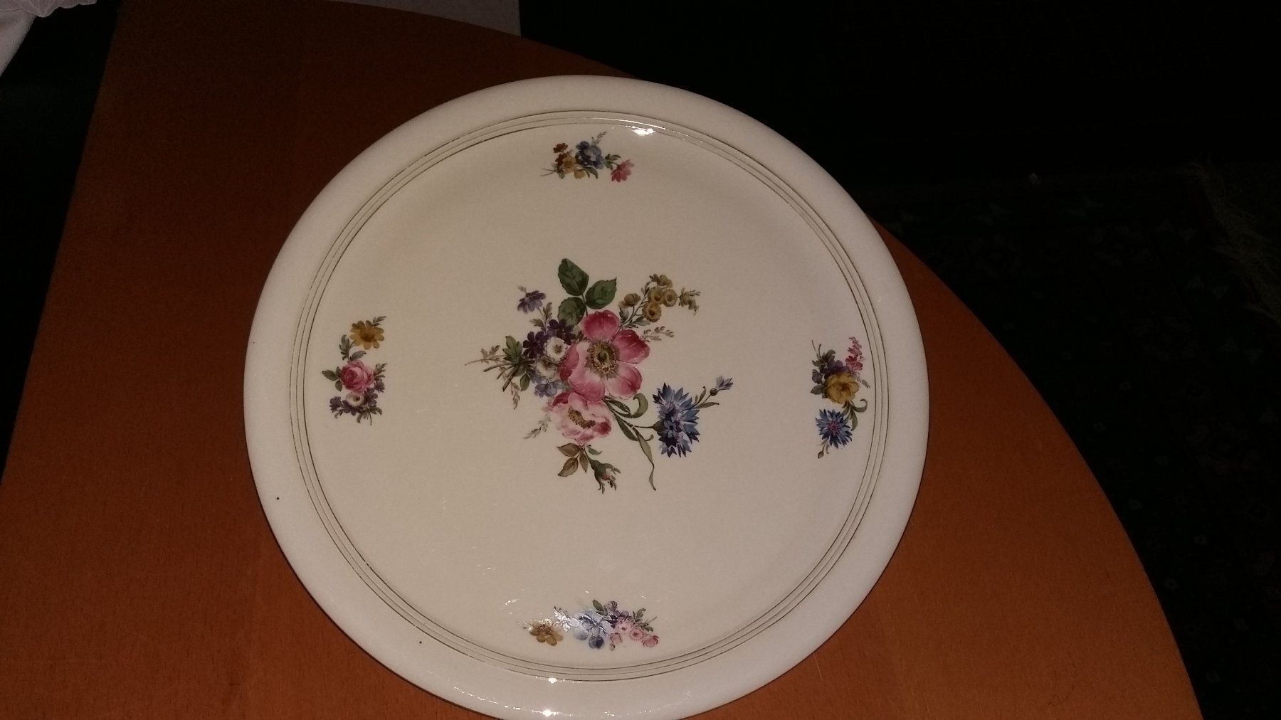 Sonstige Baumaterialien: Alt Handgemalt Rosenthal Kronach Schale – Gebraucht aus Bern von Imamrashed