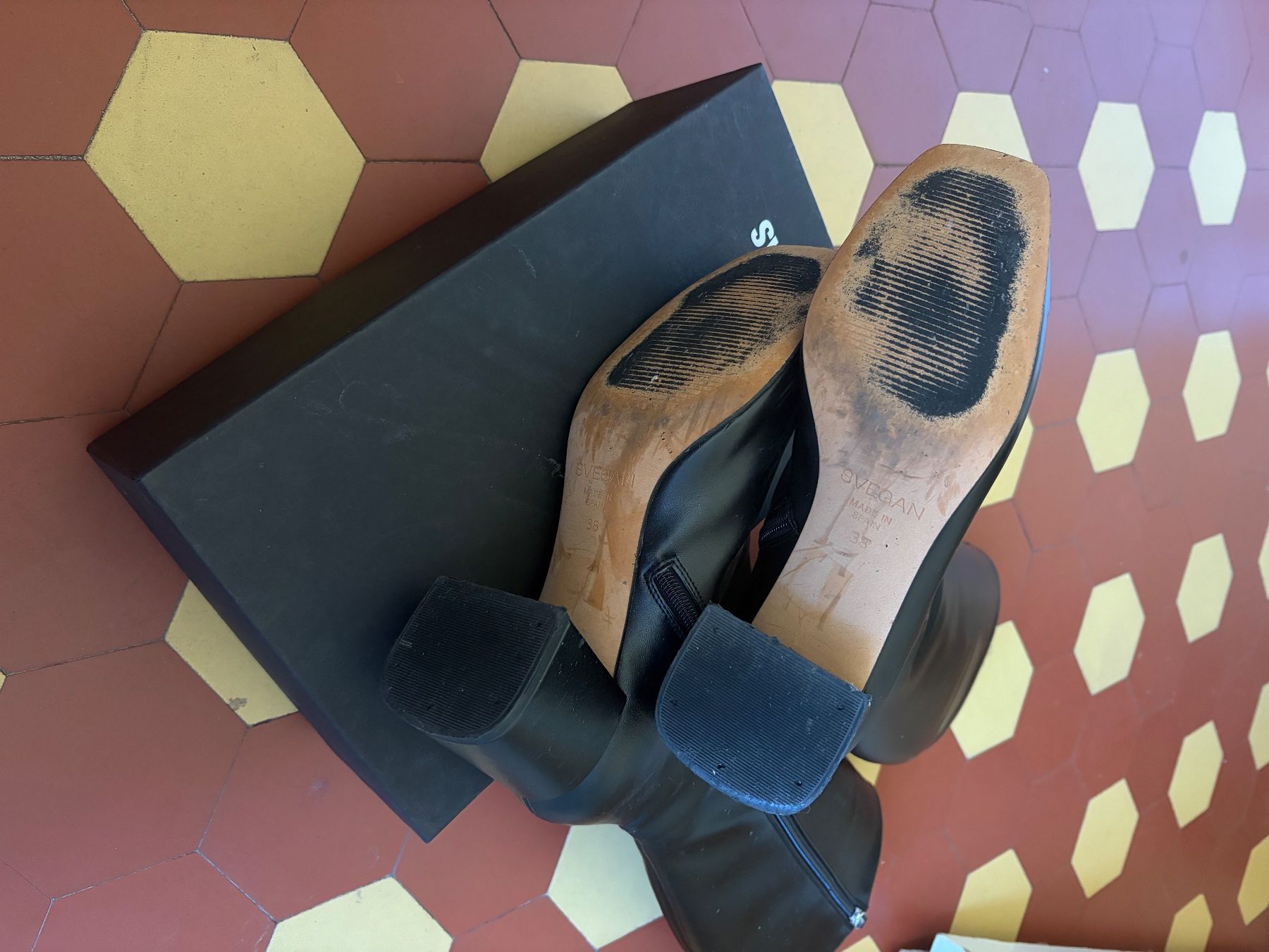 Alohas Scarpe da donna: Alohas Chalk boots – Usato da Lausanne venduto da jud_fvj7 6