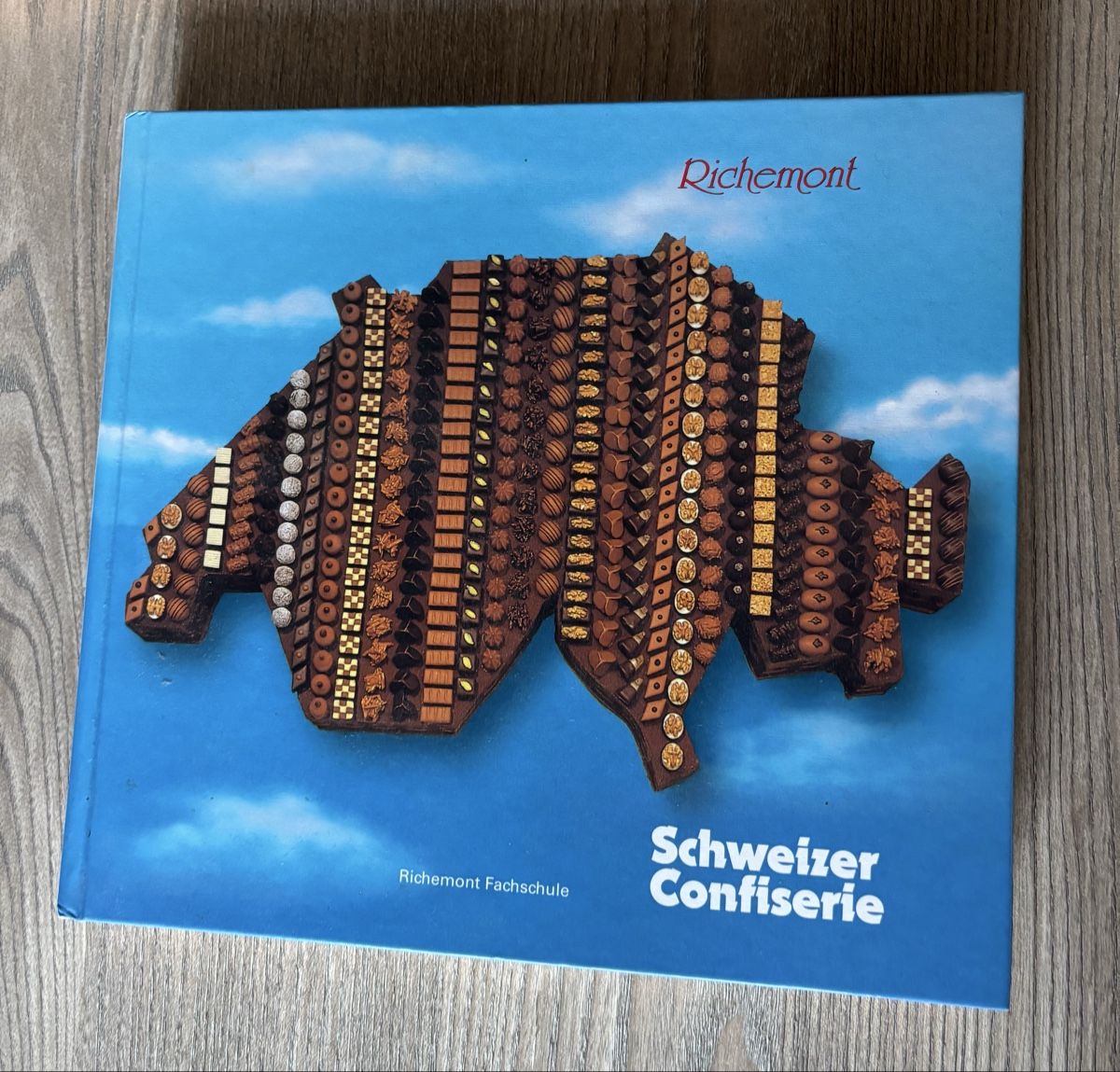 Libri: Schweizer Confiserie von Richemonz – Usato da Ettingen venduto da Annika23