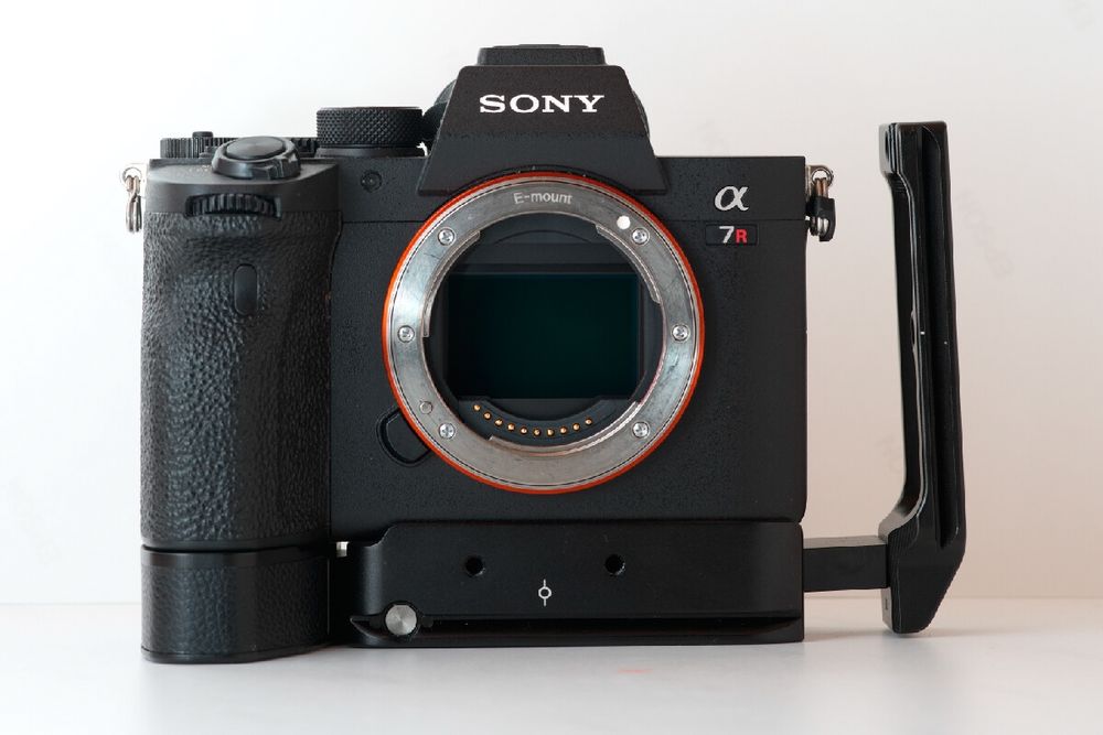 Sony Alpha 7R IV Kamera mit Smallrig L-Bracket (Gebraucht) in ...