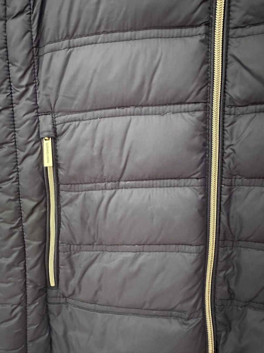 Michael Kors Jacken: Michael Kors Jacket Navy Blue Size M Packable Down – Gebraucht aus Horgen von ger_2y92 1