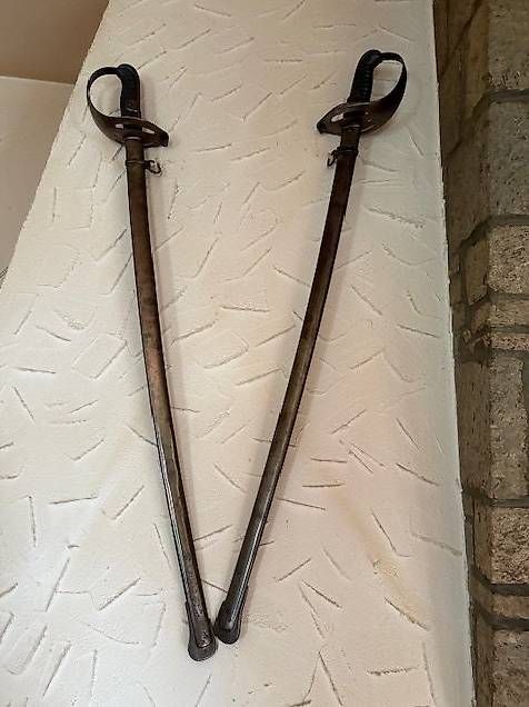 Stichwaffen: Sabres de la cavalerie Suisse – Gebraucht aus Portalban von Matteo-Fribourg 3