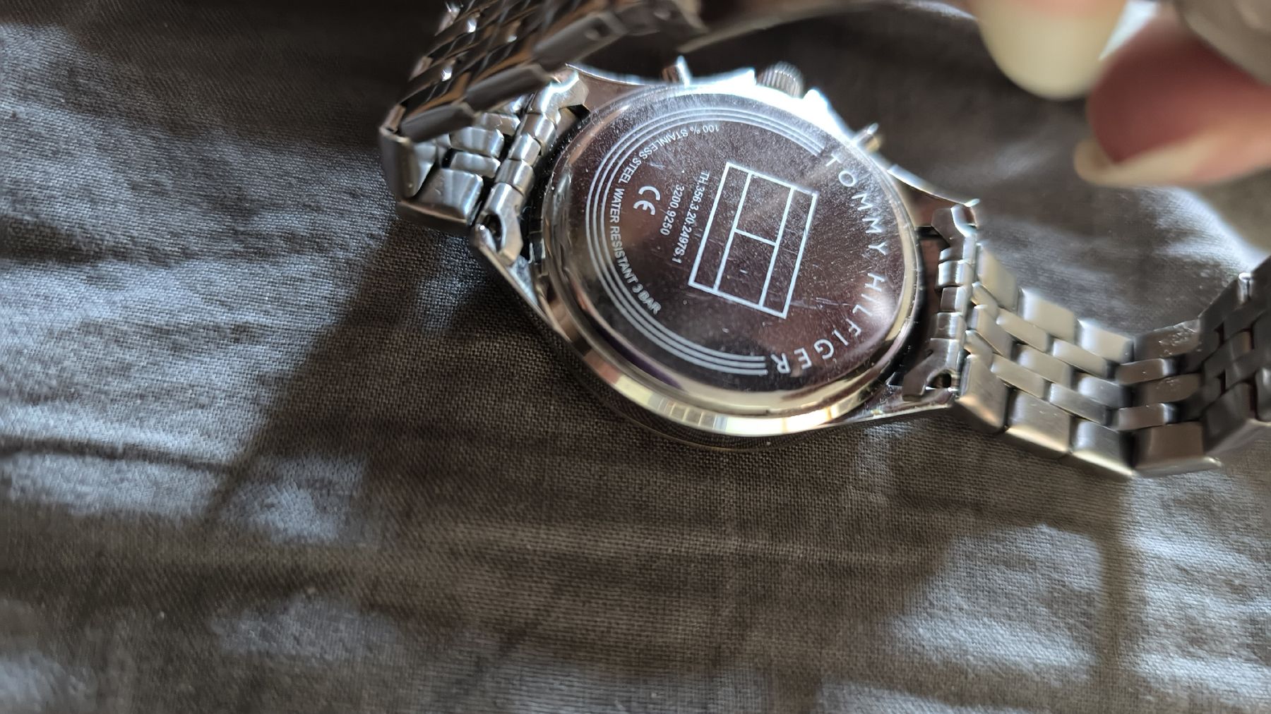Tommy Hilfiger Uhren: Tommy Hilfiger Uhr – Gebraucht aus Ossingen von kro_nrz6 1